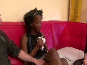 Un trio amateur avec une pute noire