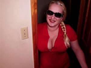 Mon demi-frère me fait sucer sa bite pour emprunter le visage de sa