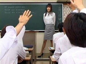 La meilleure nana japonaise Syun Aika dans des gros seins fabuleux,