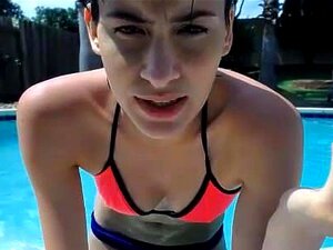 Spectacle De Piscine