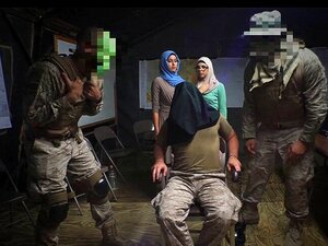 Traiter un soldat pour son anniversaire. Traiter un soldat pour sa