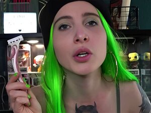 Ma petite Salope Poule Mouillée (Bavardage Allemand) Lou Nesbit, Lia