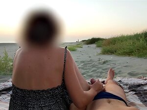 Sexe extrême devant des inconnus Professeur de français branlette