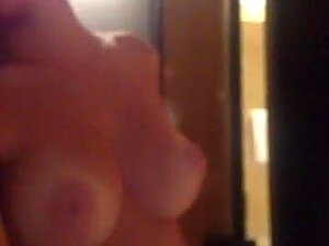 UN CADEAU POUR L'ANNIVERSAIRE D'EMILY RATAJKOWSKI