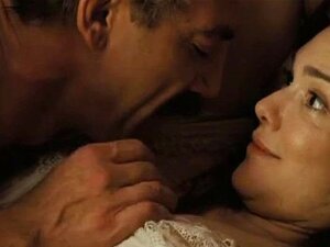 Laura Harring Love au temps du choléra (Nue)