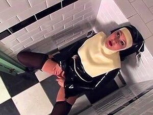 kieshia kane -Nonnes en latex _ Porno anal gratuit