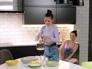 Net, petit et prêt à bouffer du jus de chatte