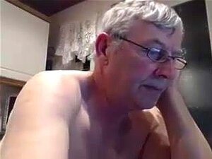 534. beau-papa jouit pour la cam