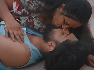 belle-mère en bas dans le sexe fait maison