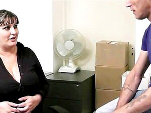 BBW en collants chevauche sa grosse queue