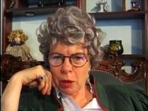 Anna Berger se masturbe