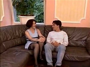 Betty Blue et Betty Blue se font baiser par la pornstar allemande