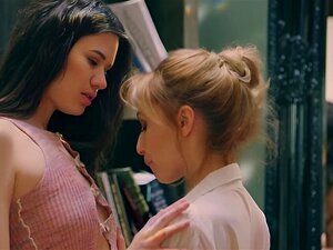 WOWGIRLS Deux filles incroyables et excitées Evelin Elle et Kelly