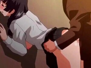 Belle nana à gros seins apprécie un sexe intense