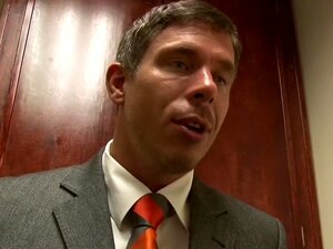 Christie Stevens a sa journée, Christie Stevens laisse la caméra