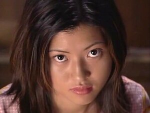 La meilleure nana japonaise Akira Fubuki dans une scène JAV exotique