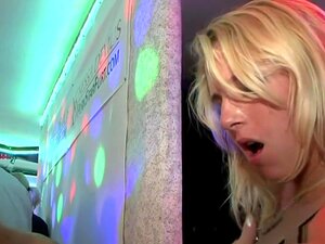 Les pornstars les plus chaudes Nikki Sweet, Kety Pearl et Dunia