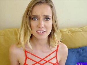 Un pari perdu mène à du sexe torride avec la demi-sœur à la chatte