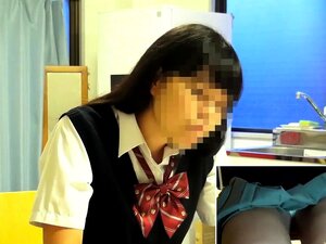 Compilation de voyeurs japonais sous la jupe