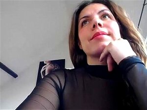 Plongez dans l'univers séduisant des cams pour adultes en direct !