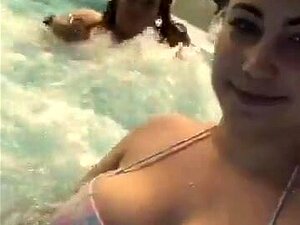 Lengyla Tina en direct