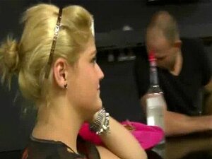 Baise hardcore de chatte pour de l'argent 2