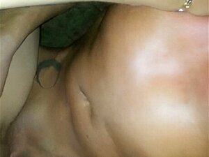 Un bon pote en train de baiser