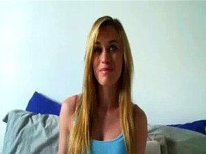Fille adore se masturber avec toutes sortes de trucs vid-18