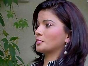 Femme au foyer mouillée en sexe décontracté