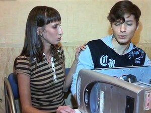 La beauté russe sexy tanielle se fait baiser sauvagement