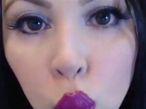 ASMR Rouge à lèvres violet embrassant JOI. ASMR Rouge à lèvres