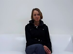 L'Actrice Tchèque Sexy Alzbeta