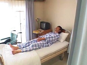 La fabuleuse Japonaise Jun Kiyomi dans un film Amazing Nurse JAV