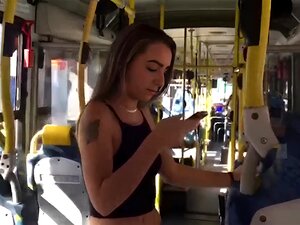 belle-belle-fille a surpris sa belle-belle-mère coquine en train de