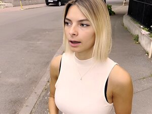Autour de Bucarest, girl a repris les dialogues FISCAUX à ita.
