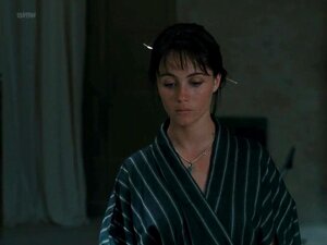 Emmanuelle Beart - Beauté bruyante - (FR1991)
