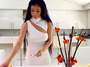 CUM4K Gros seins Oriental Jade Kush rempli de foutre Énorme
