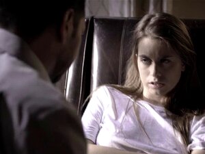 Le Dr Tommy a baisé son patient. Le docteur Tommy a excité sa