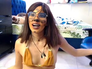 Regardez Khloe fisting dur cul et gros gode anal maintenant! - Khloe,