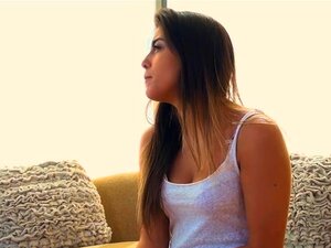 CastingCouch-X, une nana de plage de Floride veut du fric pour du sexe