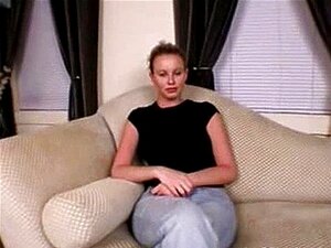 Petite étudiante en sexe amateur avec son nouveau copain