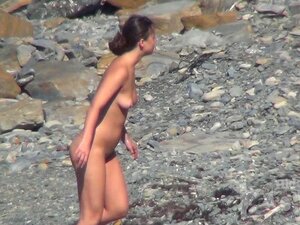 Zone cachée Plage nue 17, L'acte a déménagé à la mer d'un voyeur