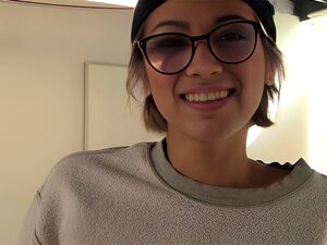 Casting d'Aubrey Luna dans une interview POV de pipe