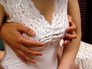 Fille japonaise folle dans un film de pipe non censuré JAV incroyable