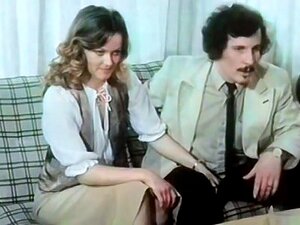 Éjaculations maison excitées, scène porno vintage