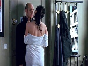 Monica Bellucci en tenue naturelle et clip de sexe grossier