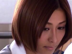 La copine akari asahinas se fait bien lécher. Scène chaude de baise