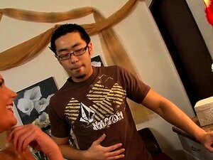 Pornstar à gros seins dp et éjaculation