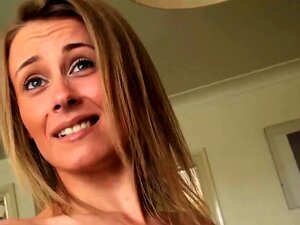 PASCALSSUBSLUTS - La beauté britannique Carmel Anderson se fait