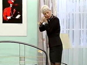 Convaincante Business Lady